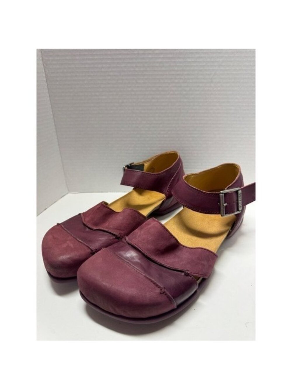 John Fluevog Sarika Sandals Burgundy Purple Leather Men 11